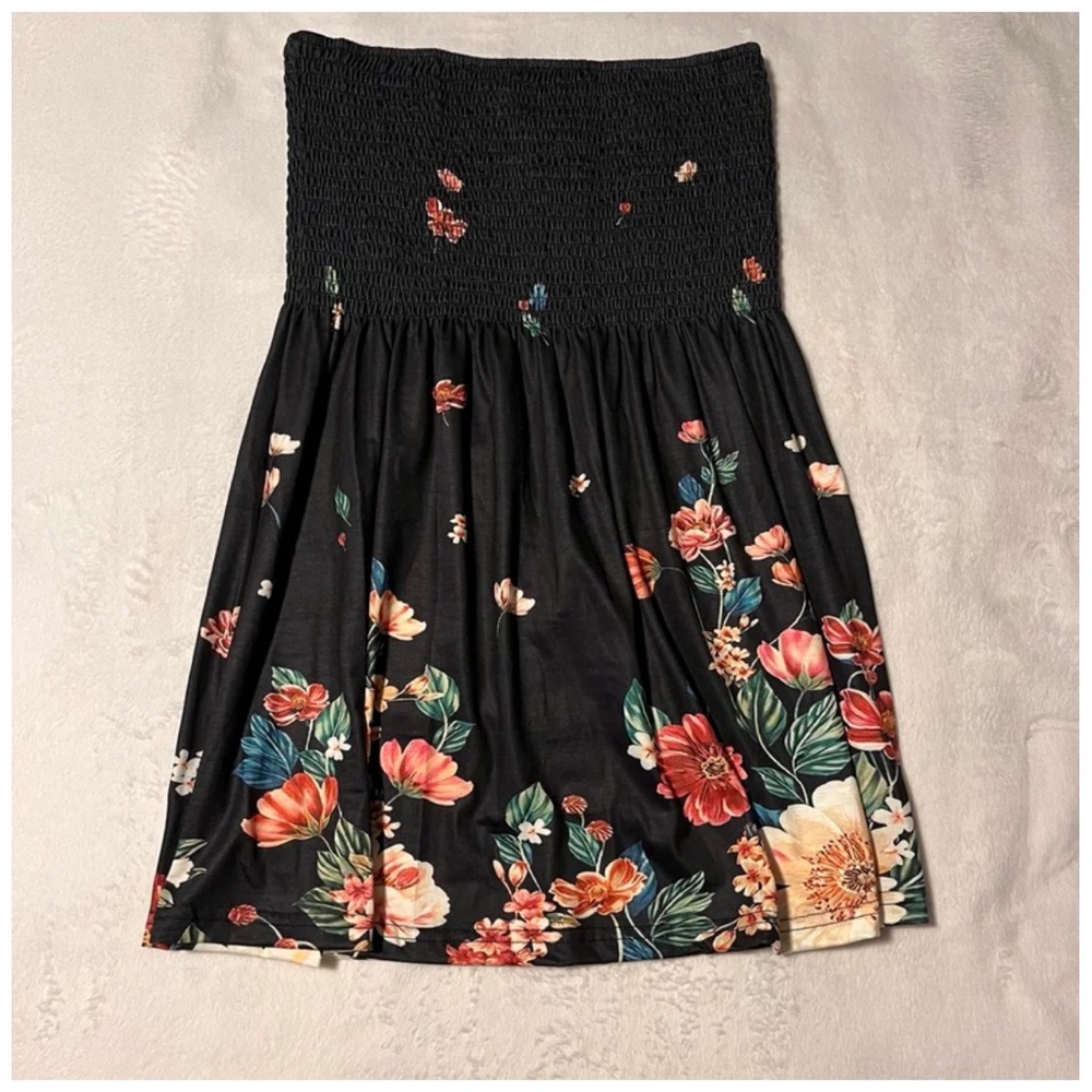 Tube Top Flowy Floral Shirt.